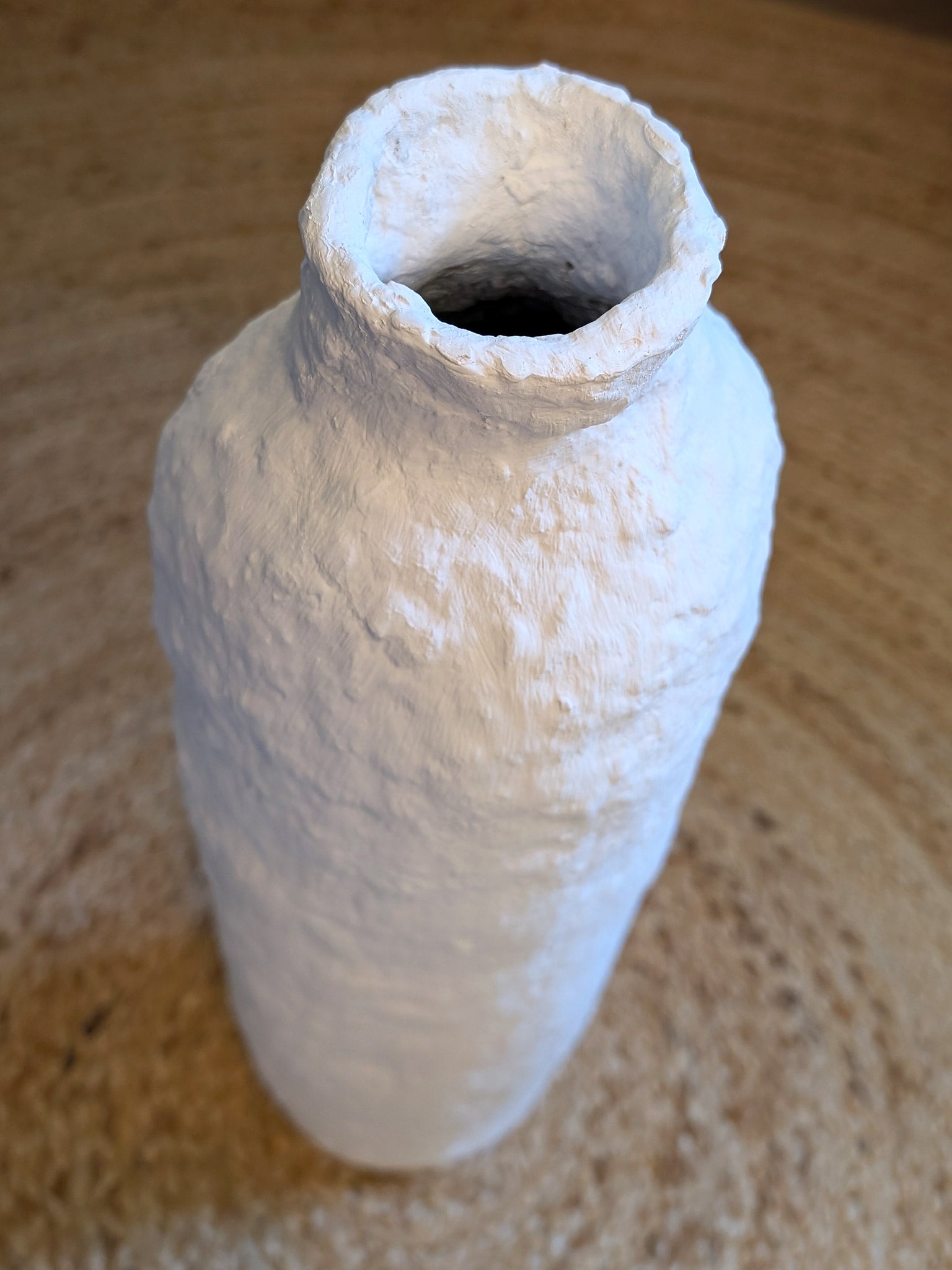 Papiermaché Bodenvase - handgemachte Statement - Deko im Boho Stil - beige