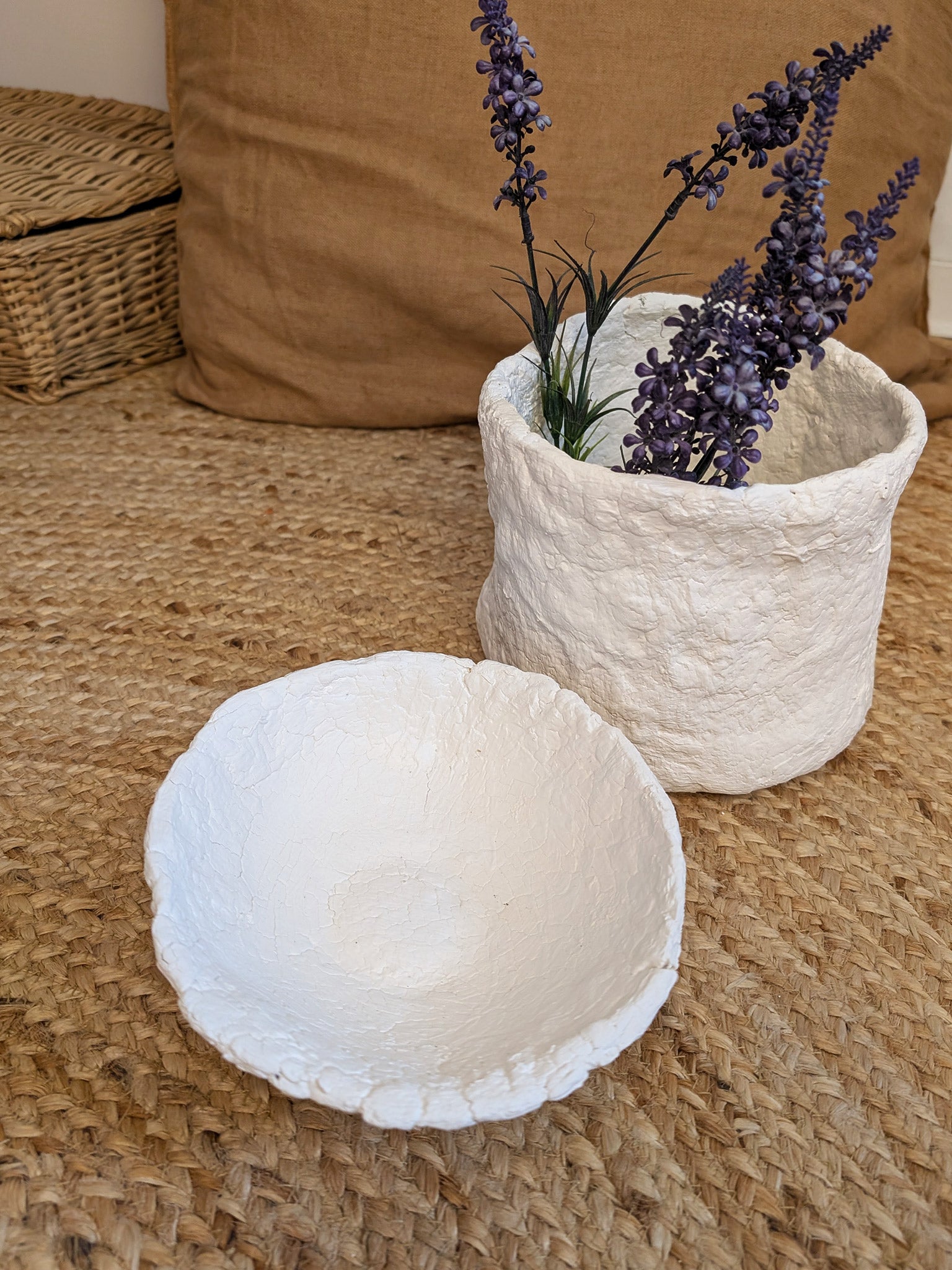 Papiermaché Schale - klein - handgemachte Statement - Deko im Boho Stil - beige