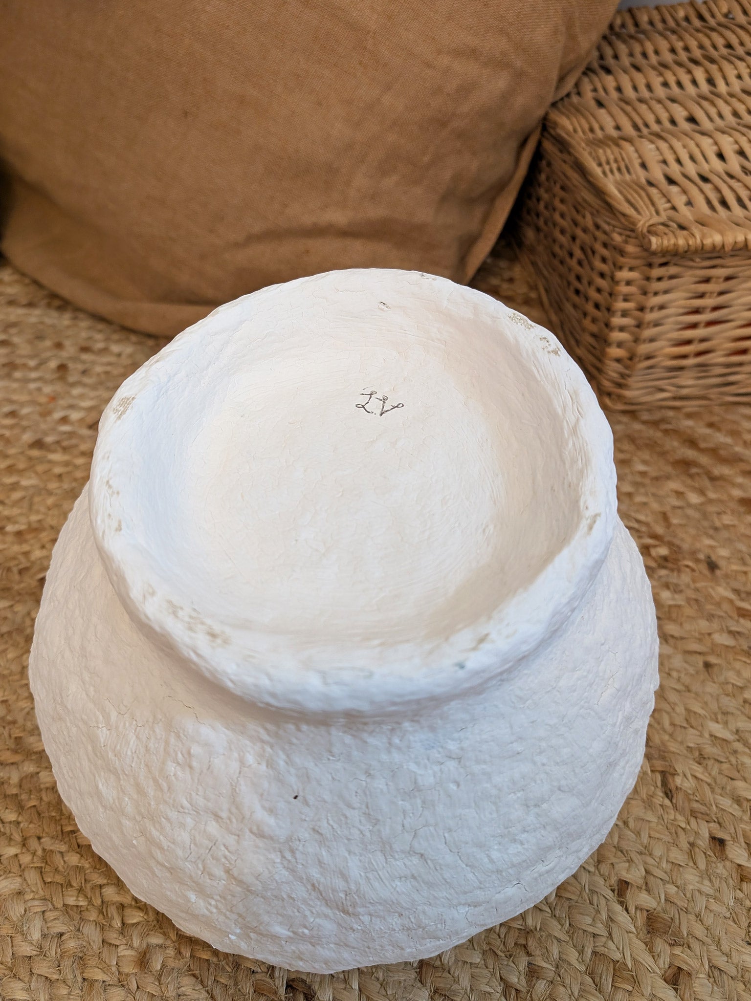 Papiermaché Schale - groß - handgemachte Statement -Deko im Boho Stil - beige