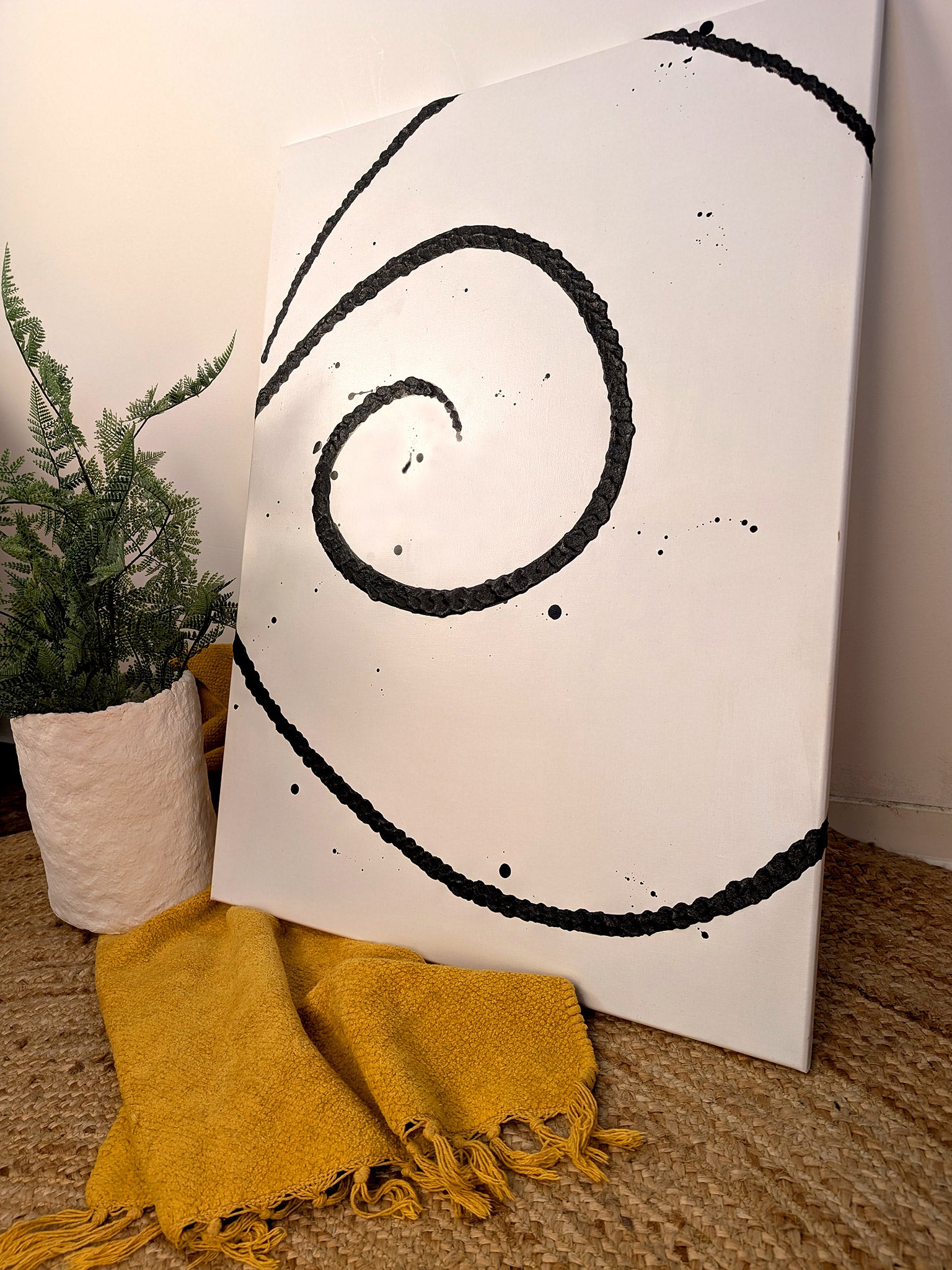 Abstraktes Schwarz - Weiß  Leinwandkunstwerk mit Linienführung - Minimalistisches Wandbild