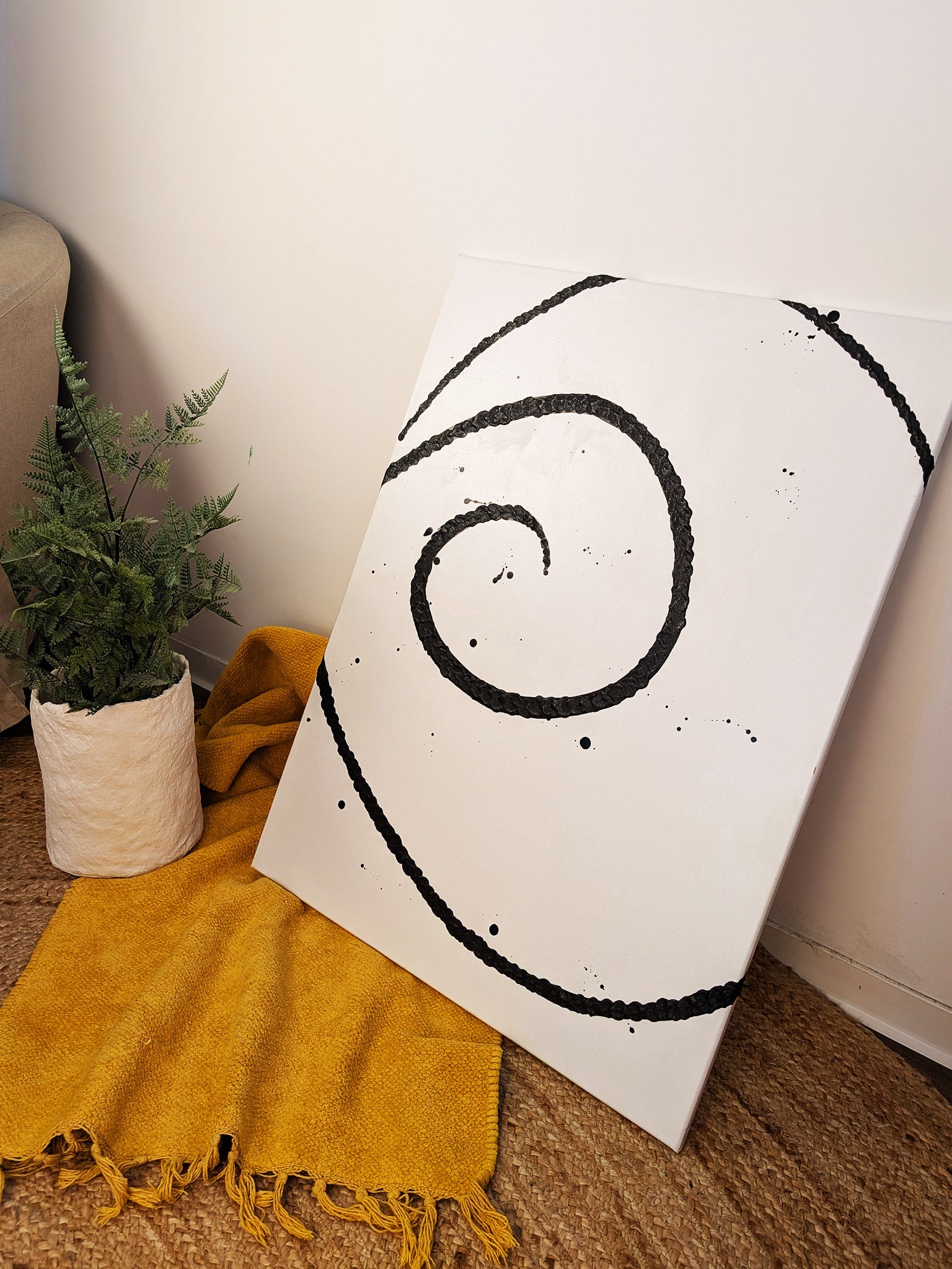 Abstraktes Schwarz - Weiß  Leinwandkunstwerk mit Linienführung - Minimalistisches Wandbild