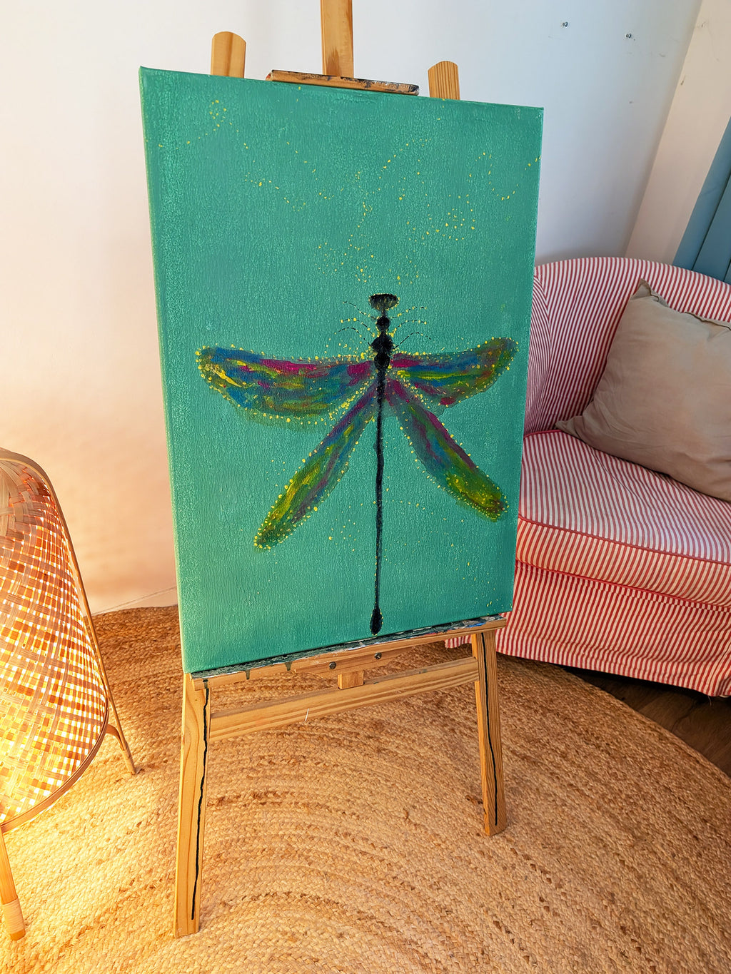 Libelle Kunst auf Leinwand mit grünem Hintergrund - Lebendiges harmonisches Wandbild